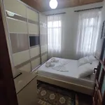 Xheison Apartamento *